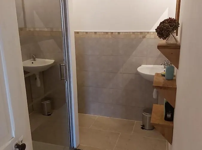 公寓 Brocante Heaven 2 *